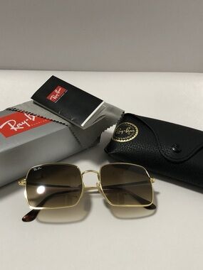 NWOT Ray-Ban RB1971 SQUARE Gold Frame with Brown Gradient Lens 54-19 Sunglasses